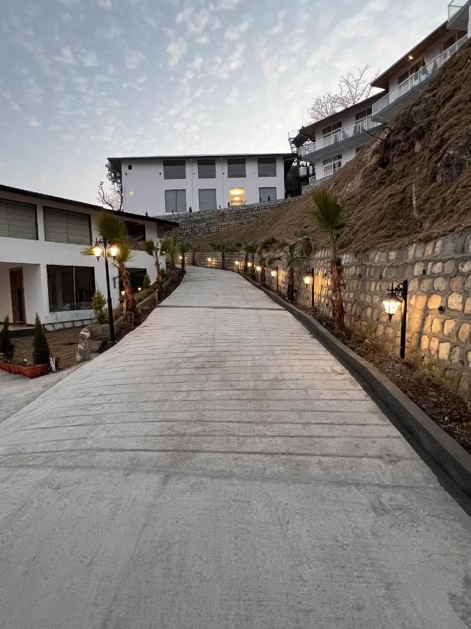 Hotel Dandelion By The Hills à Lakhwār Extérieur photo